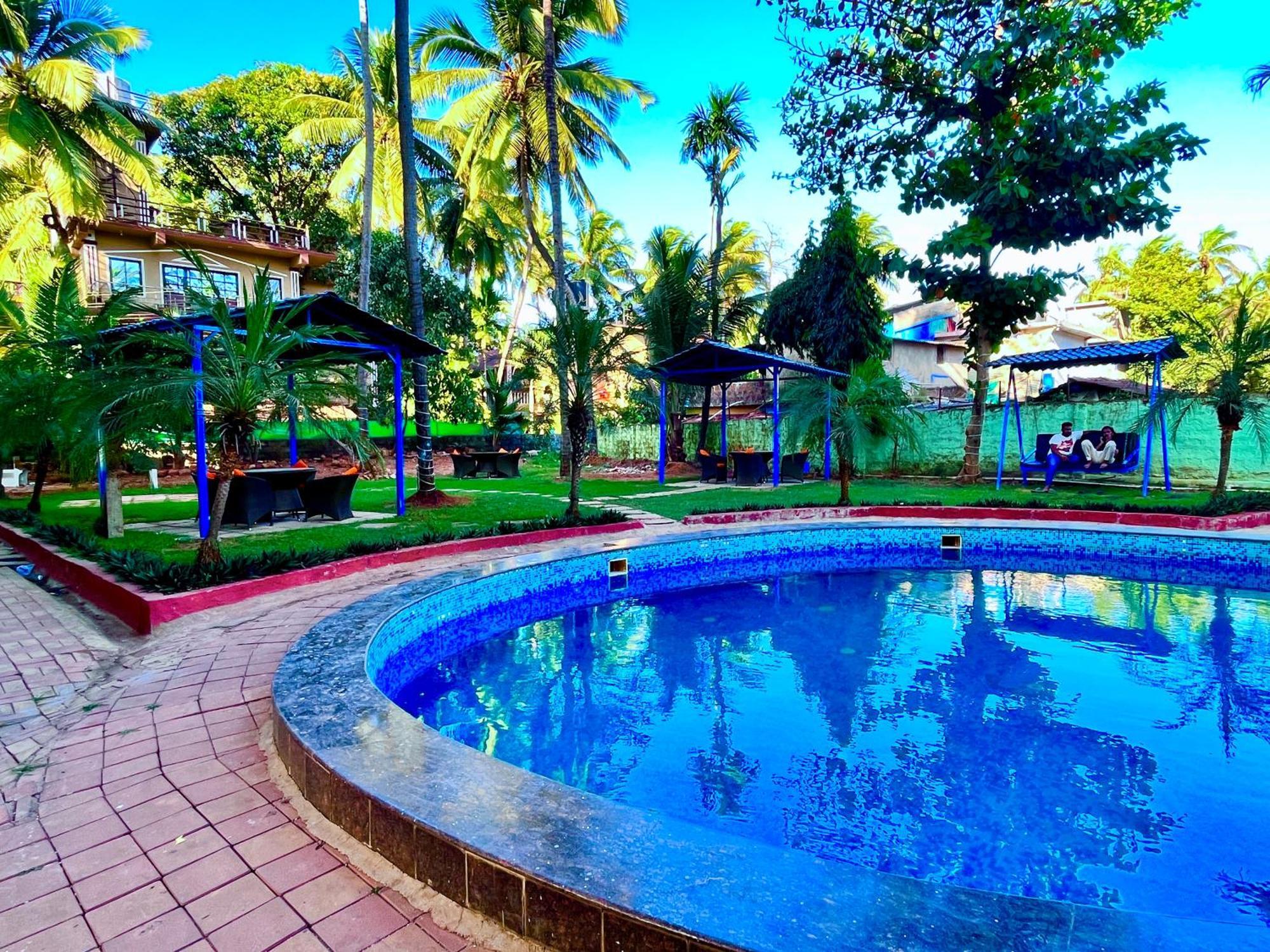 Summer Beach Resort, Goa - #Near Baga Beach #Swimming Pool #Garden #Bar #Lift #Premium Rooms #Property Of The Year #70565-84665 Calangute Exteriér fotografie