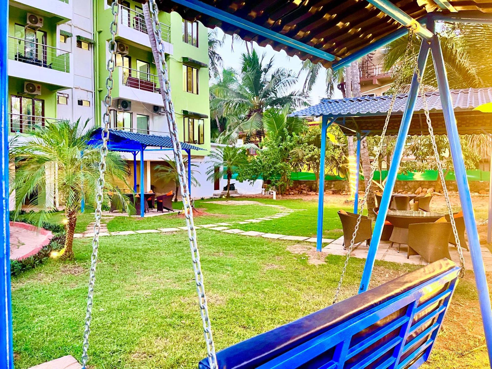 Summer Beach Resort, Goa - #Near Baga Beach #Swimming Pool #Garden #Bar #Lift #Premium Rooms #Property Of The Year #70565-84665 Calangute Exteriér fotografie