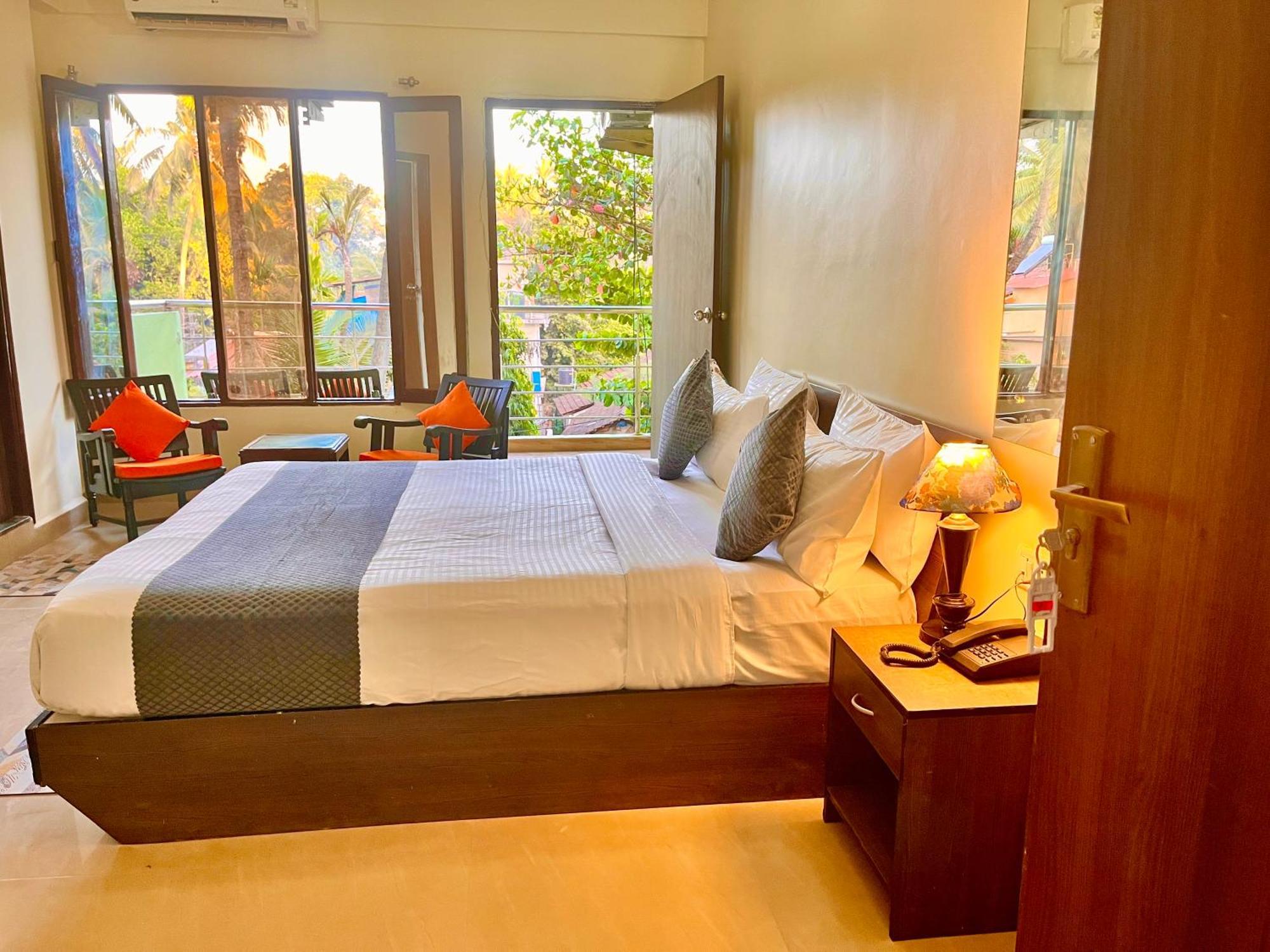 Summer Beach Resort, Goa - #Near Baga Beach #Swimming Pool #Garden #Bar #Lift #Premium Rooms #Property Of The Year #70565-84665 Calangute Exteriér fotografie
