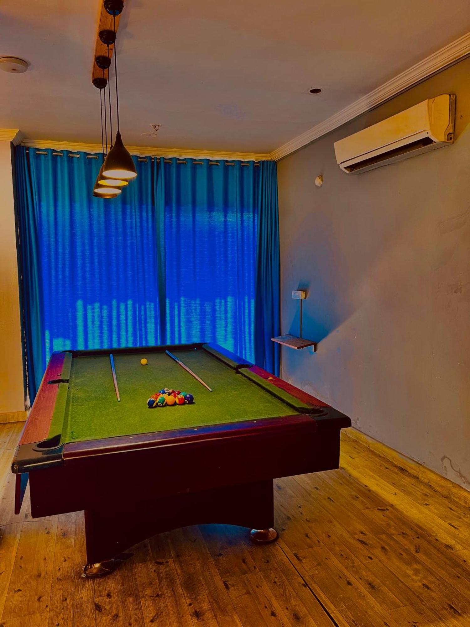Summer Beach Resort, Goa - #Near Baga Beach #Swimming Pool #Garden #Bar #Lift #Premium Rooms #Property Of The Year #70565-84665 Calangute Exteriér fotografie