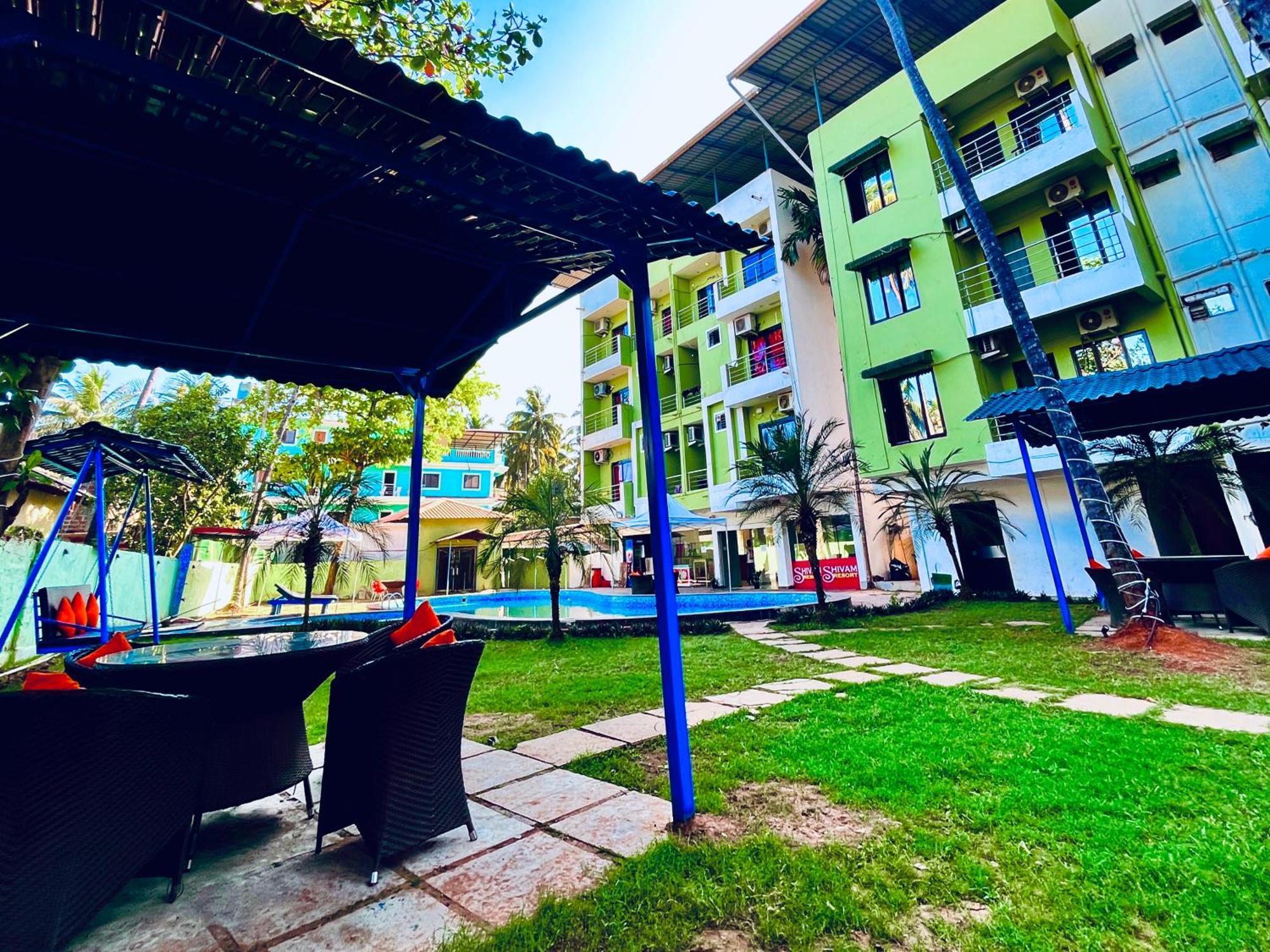 Summer Beach Resort, Goa - #Near Baga Beach #Swimming Pool #Garden #Bar #Lift #Premium Rooms #Property Of The Year #70565-84665 Calangute Exteriér fotografie