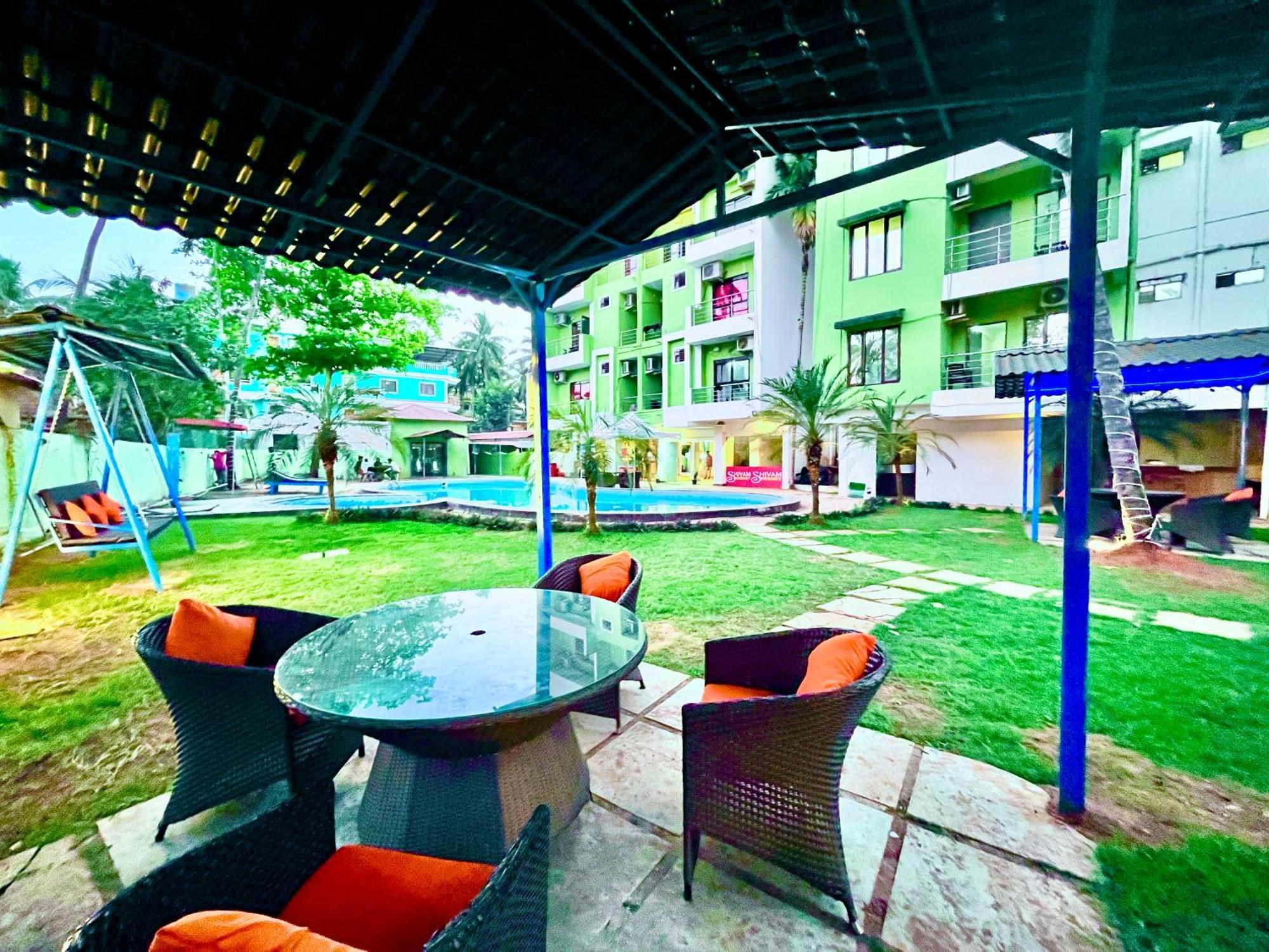 Summer Beach Resort, Goa - #Near Baga Beach #Swimming Pool #Garden #Bar #Lift #Premium Rooms #Property Of The Year #70565-84665 Calangute Exteriér fotografie