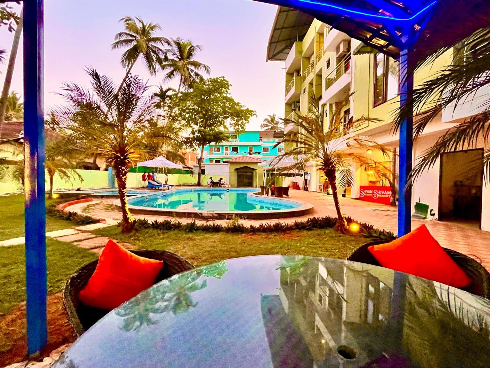 Summer Beach Resort, Goa - #Near Baga Beach #Swimming Pool #Garden #Bar #Lift #Premium Rooms #Property Of The Year #70565-84665 Calangute Exteriér fotografie